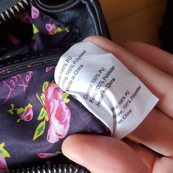 Betsey Johnson Polka dot crossbody bag. Floral scarf. Removable strap. - Picture 16 of 16